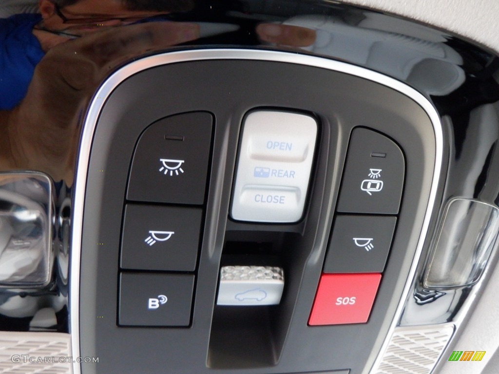 2024 Hyundai Palisade Calligraphy AWD Controls Photo #146631591