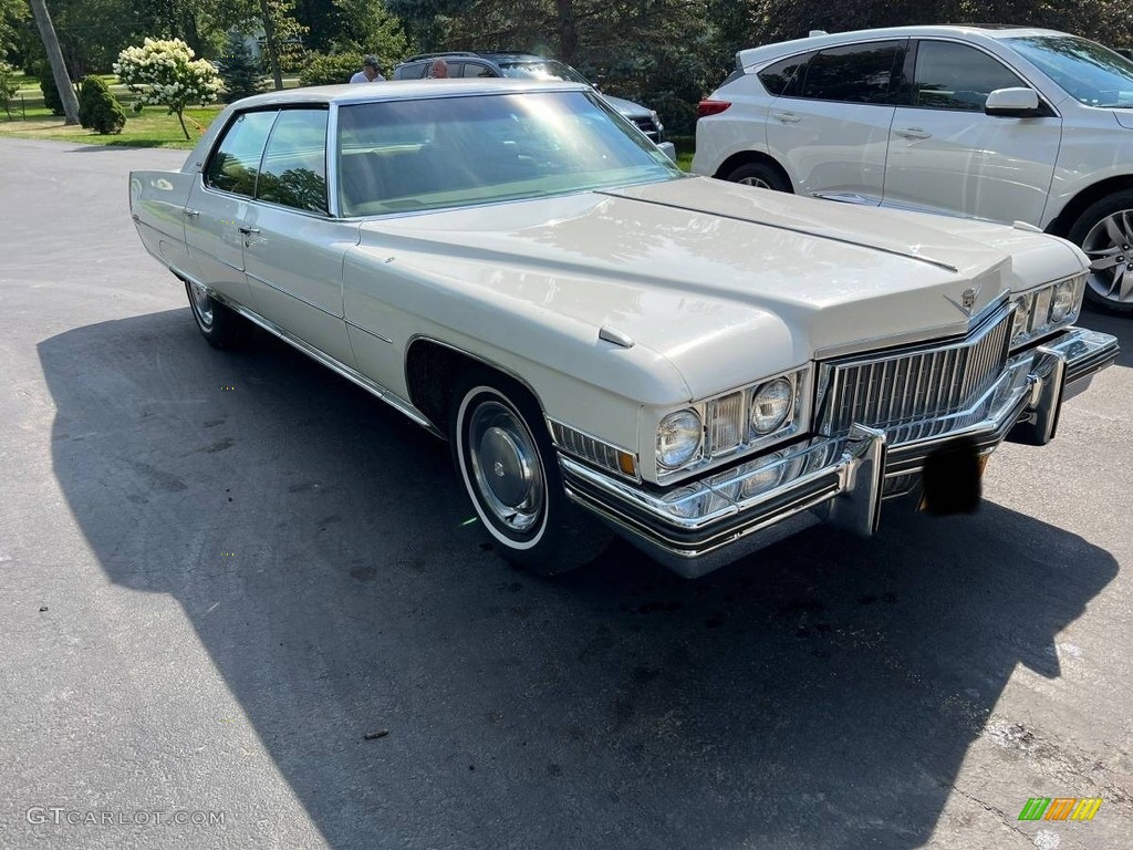 Cotillion White 1973 Cadillac DeVille Coupe Exterior Photo #146631670