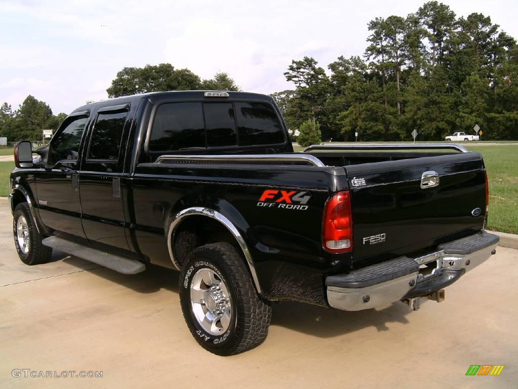 2004 F250 Super Duty Lariat Crew Cab 4x4 - Black / Medium Flint photo #5