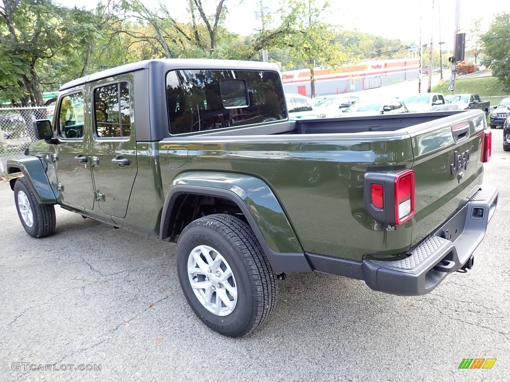 2023 Gladiator Sport 4x4 - Sarge Green / Black photo #3