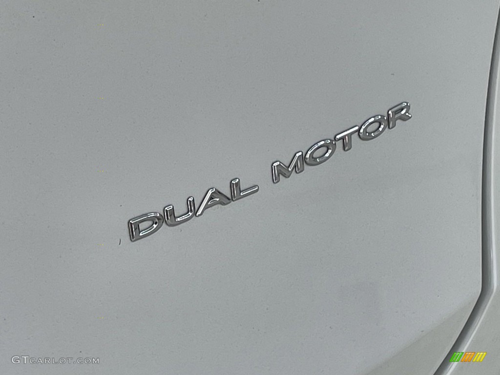 2021 Model Y Long Range AWD - Pearl White Multi-Coat / Black/White photo #11