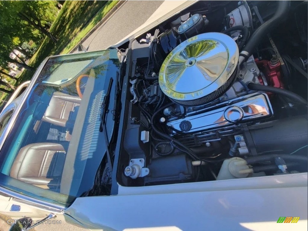 1976 Chevrolet Corvette Stingray Coupe 350 cid OHV 16-Valve L82 V8 Engine Photo #146633560