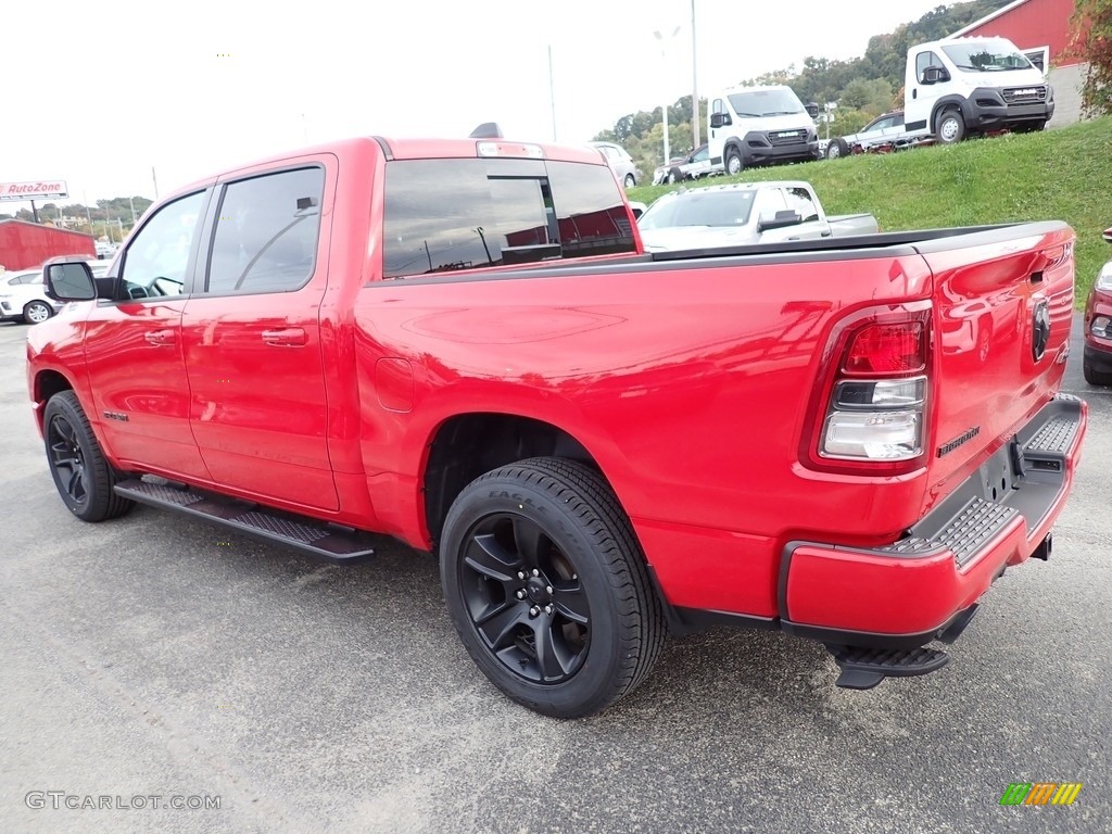 2020 1500 Big Horn Night Edition Crew Cab 4x4 - Flame Red / Black photo #3