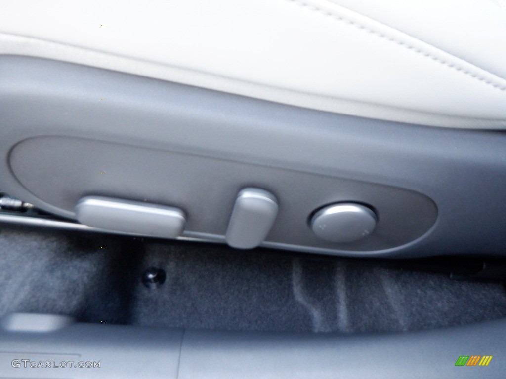 2024 Kona Limited AWD - Abyss Black Pearl / Gray photo #15