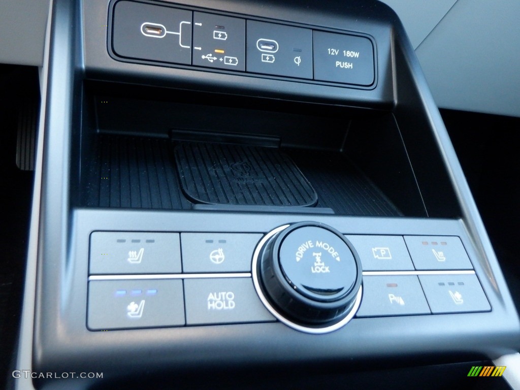 2024 Hyundai Kona Limited AWD Controls Photo #146634565