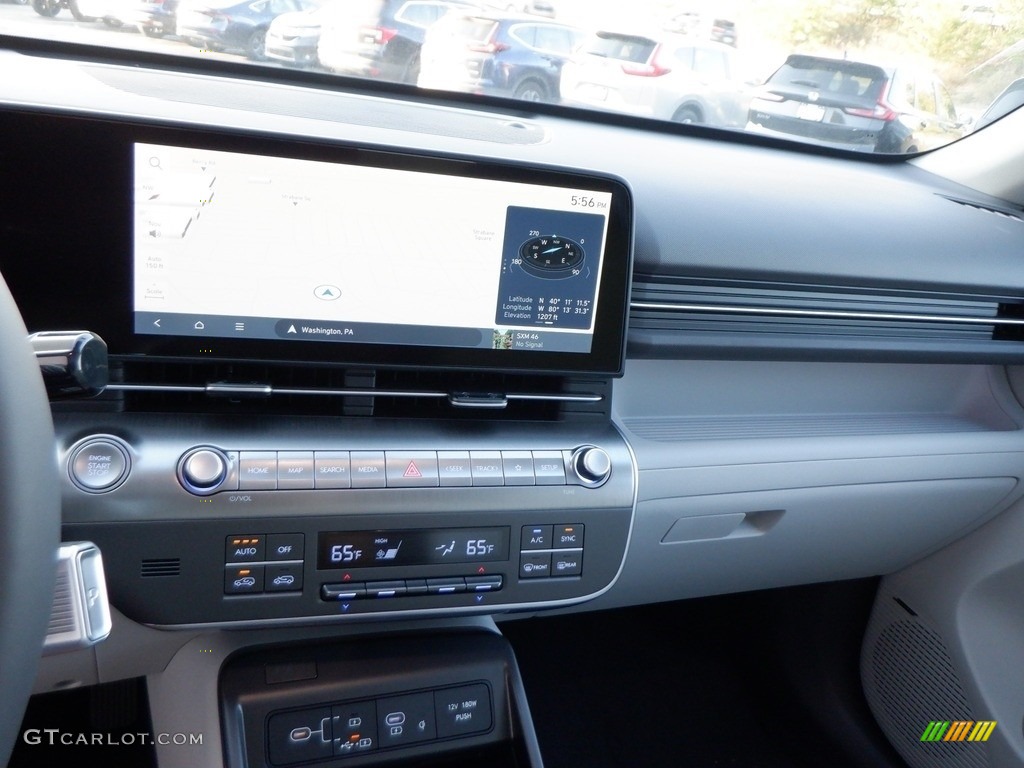 2024 Hyundai Kona Limited AWD Gray Dashboard Photo #146634607