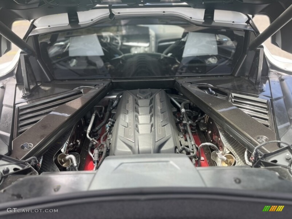 2021 Chevrolet Corvette Stingray Coupe Engine Photos