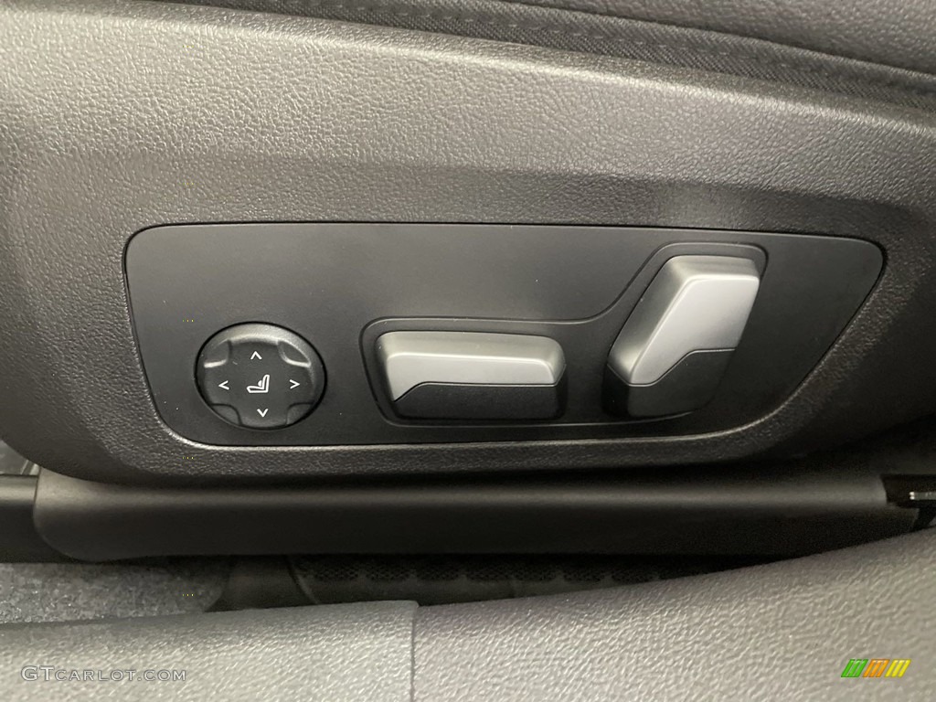 Black Interior 2024 BMW 3 Series 330i Sedan Photo #146638963