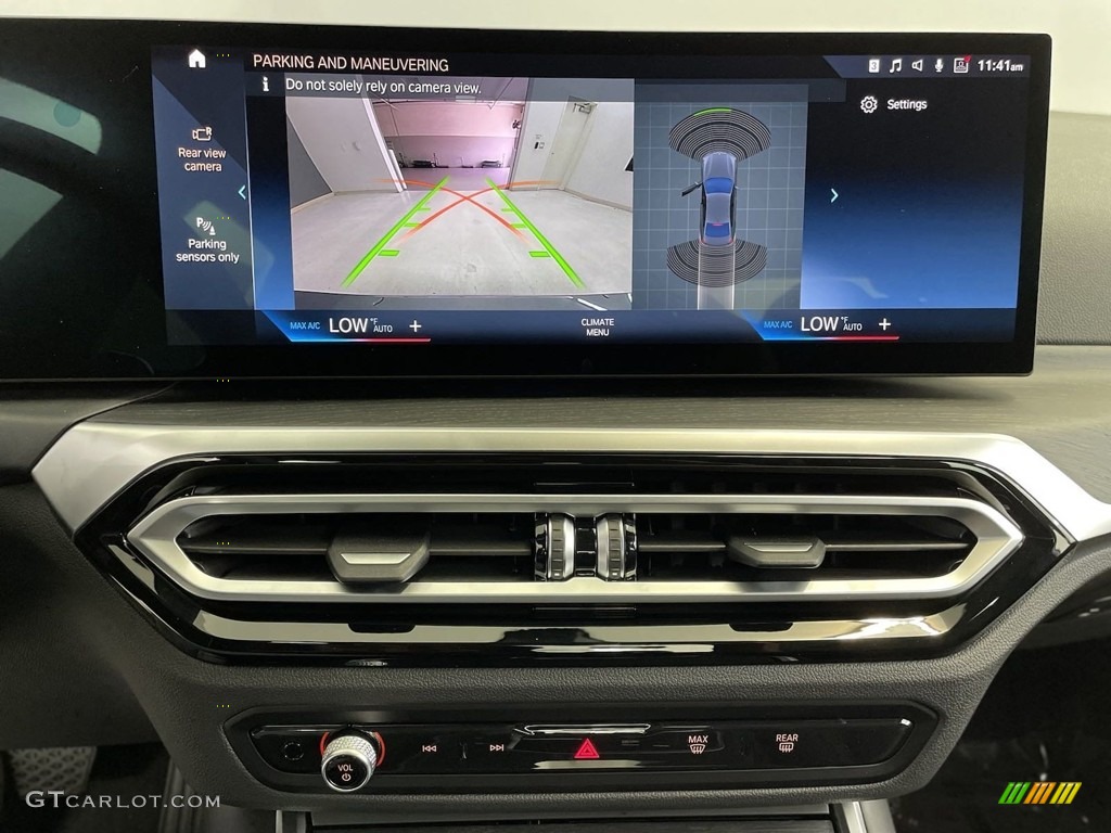 2024 BMW 3 Series 330i Sedan Controls Photo #146639146