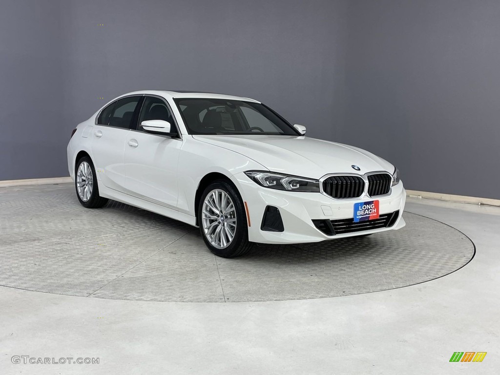 Alpine White 2024 BMW 3 Series 330i Sedan Exterior Photo #146640364