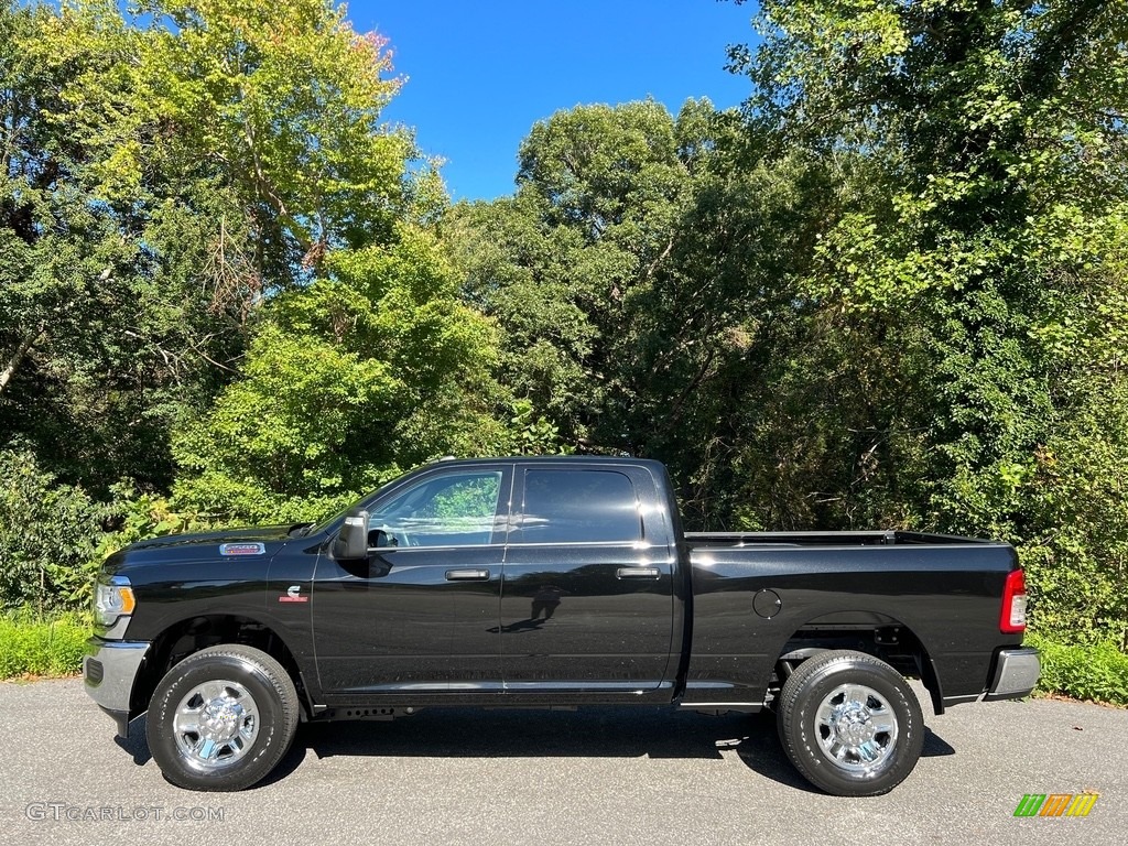 2024 2500 Tradesman Crew Cab 4x4 - Diamond Black Crystal Pearl / Black photo #1
