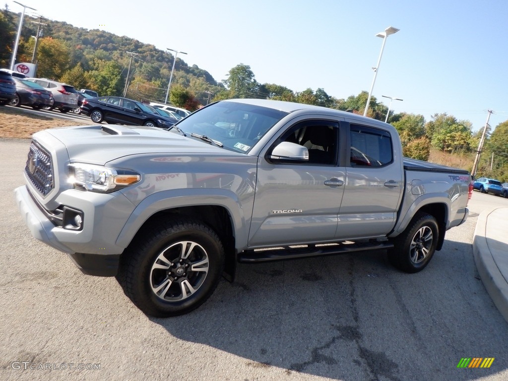 2018 Tacoma TRD Sport Double Cab 4x4 - Cement / Cement Gray photo #10