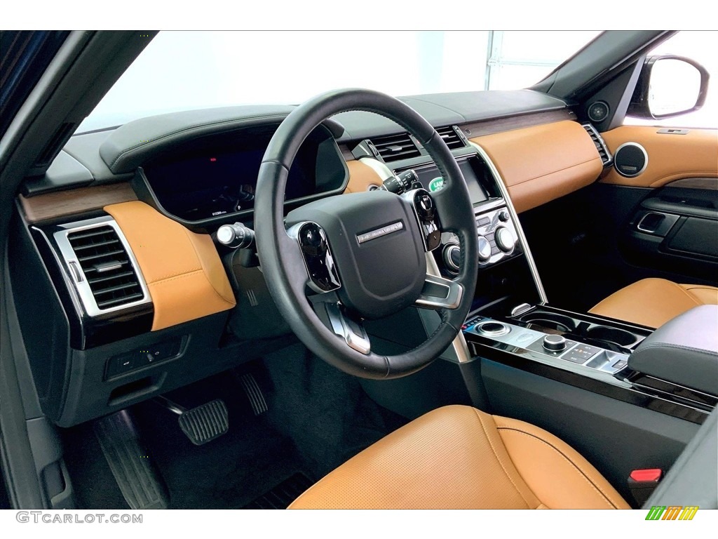 2020 Land Rover Discovery HSE Luxury Front Seat Photo #146641747