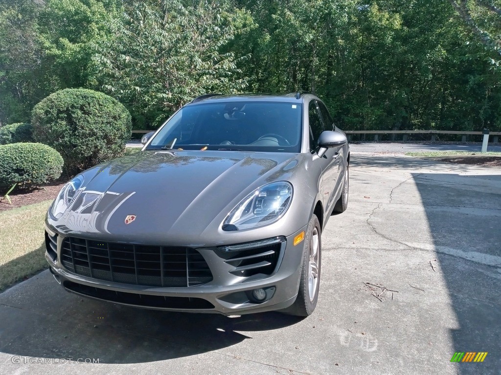 Volcano Grey Metallic 2018 Porsche Macan S Exterior Photo #146641819