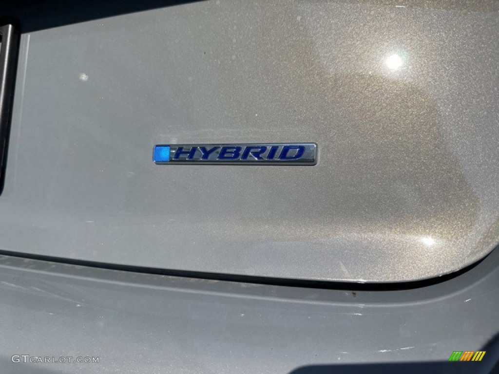 2024 Honda Accord EX-L Hybrid Marks and Logos Photos