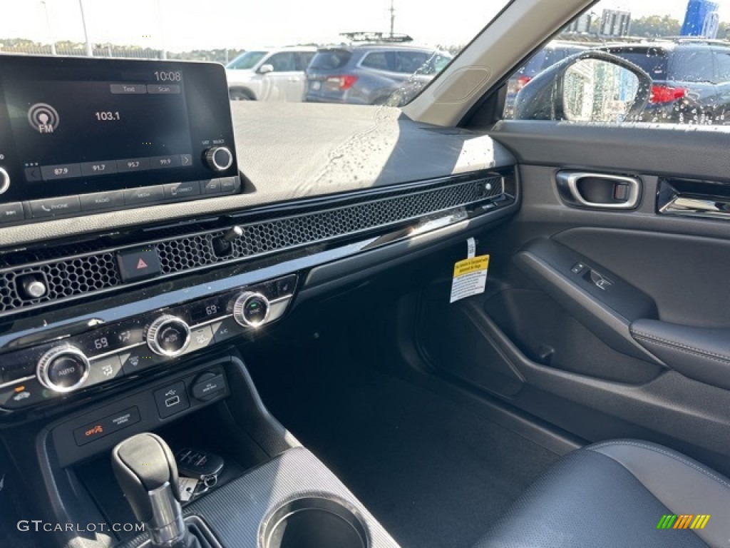 2024 Honda Civic EX-L Hatchback Dashboard Photos