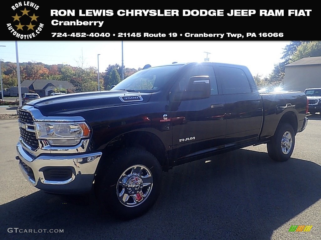 2024 3500 Big Horn Crew Cab 4x4 - Diamond Black Crystal Pearl / Diesel Gray/Black photo #1