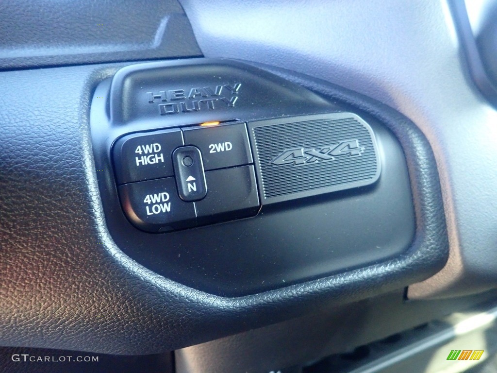 2024 3500 Big Horn Crew Cab 4x4 - Diamond Black Crystal Pearl / Diesel Gray/Black photo #14