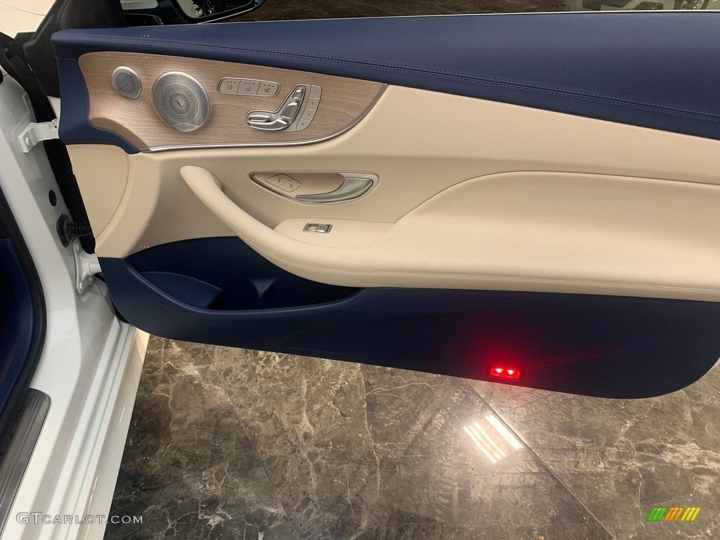 2018 Mercedes-Benz E 400 Convertible Macchiato Beige/Yacht Blue Door Panel Photo #146643940