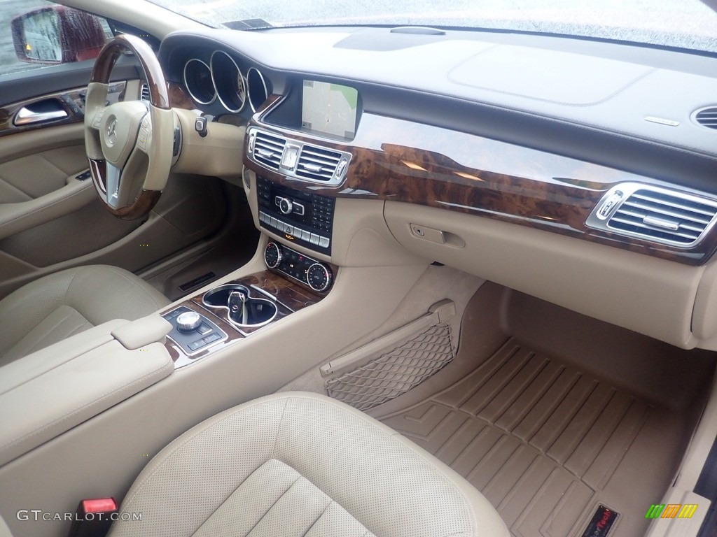 2013 Mercedes-Benz CLS 550 4Matic Coupe Dashboard Photos