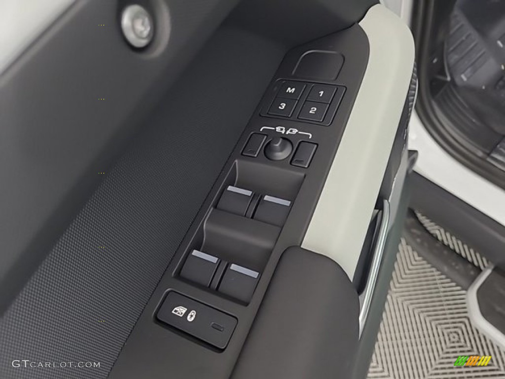 2024 Land Rover Defender 110 S Ebony Door Panel Photo #146644902