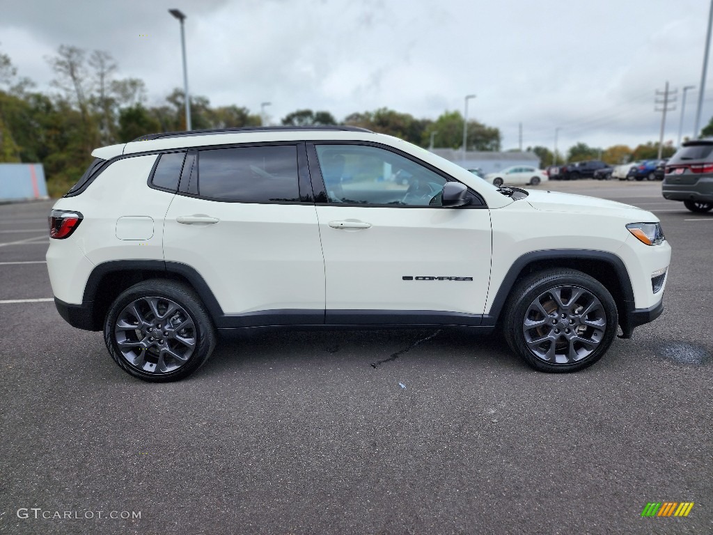 2021 Compass 80th Special Edition 4x4 - White / Black photo #15