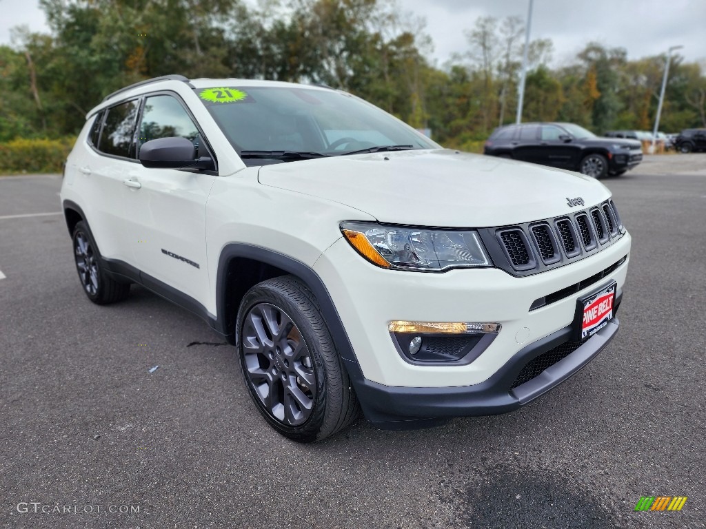 2021 Compass 80th Special Edition 4x4 - White / Black photo #16