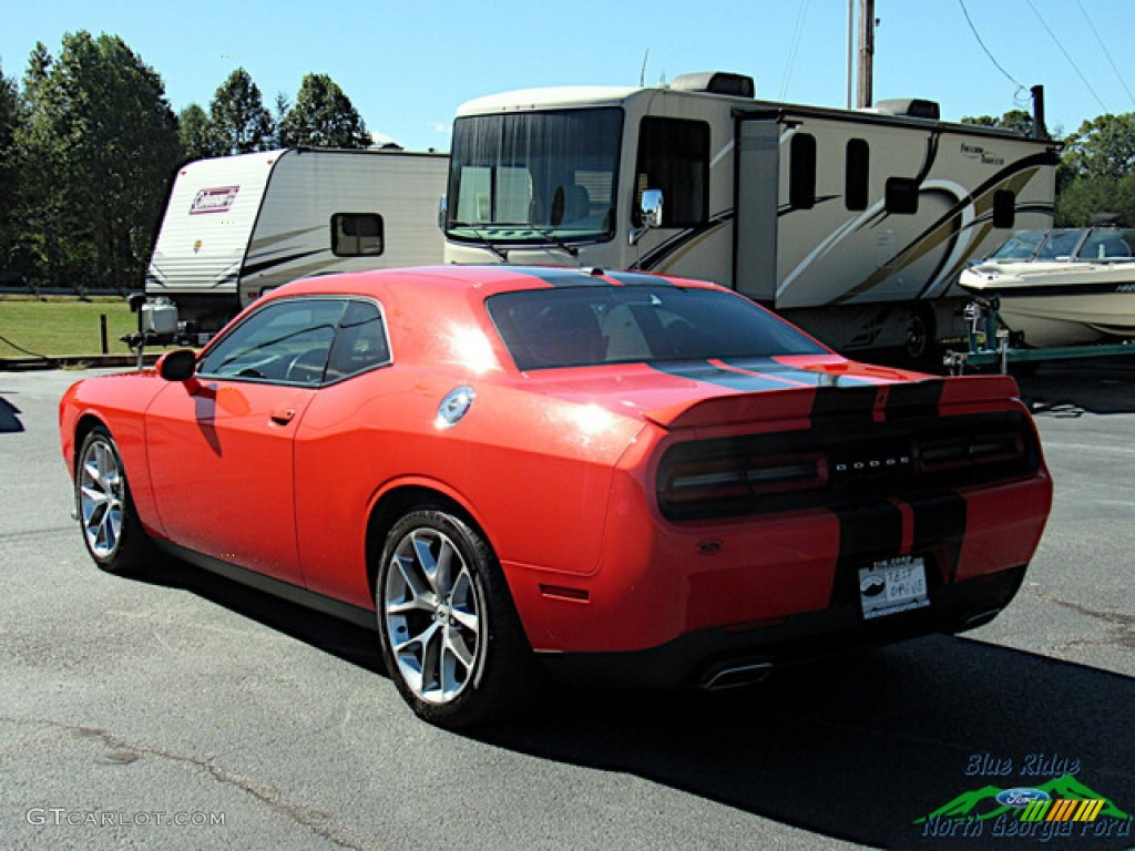 2021 Challenger GT - Go Mango / Black photo #3