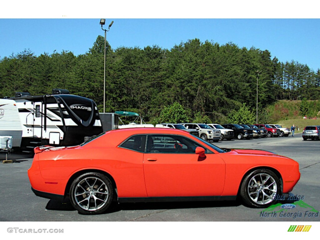 2021 Challenger GT - Go Mango / Black photo #6