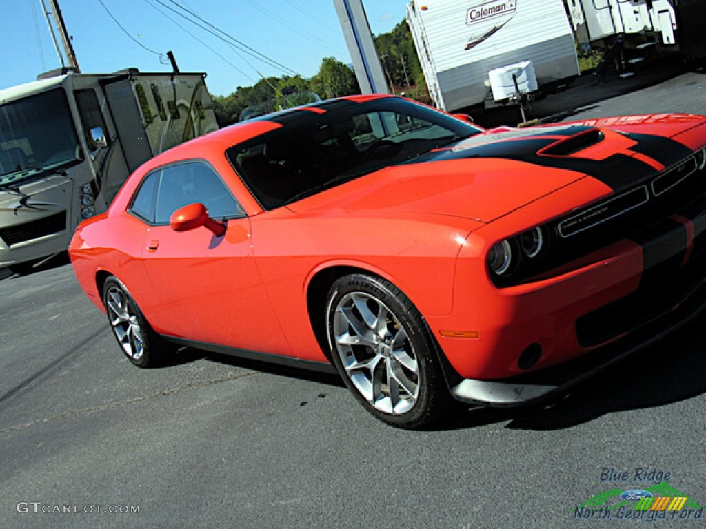 2021 Challenger GT - Go Mango / Black photo #26