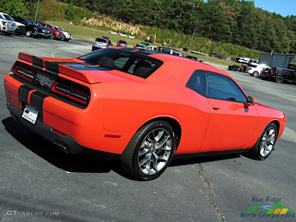 2021 Challenger GT - Go Mango / Black photo #27