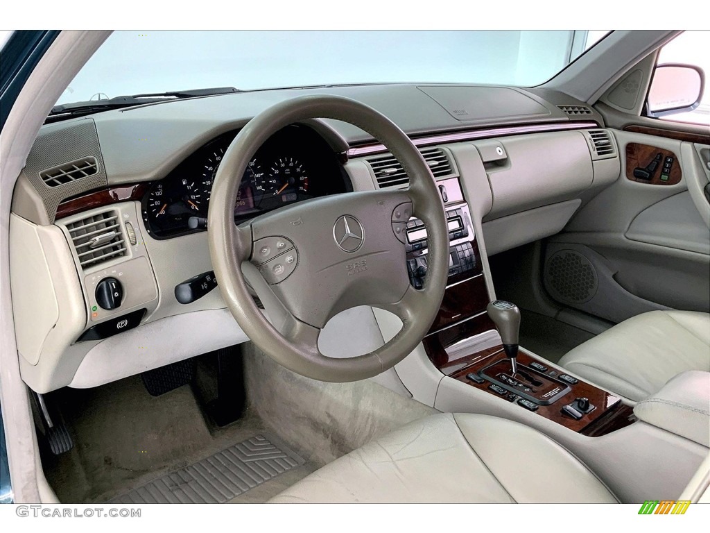 Java Interior 2000 Mercedes-Benz E 430 Sedan Photo #146647113