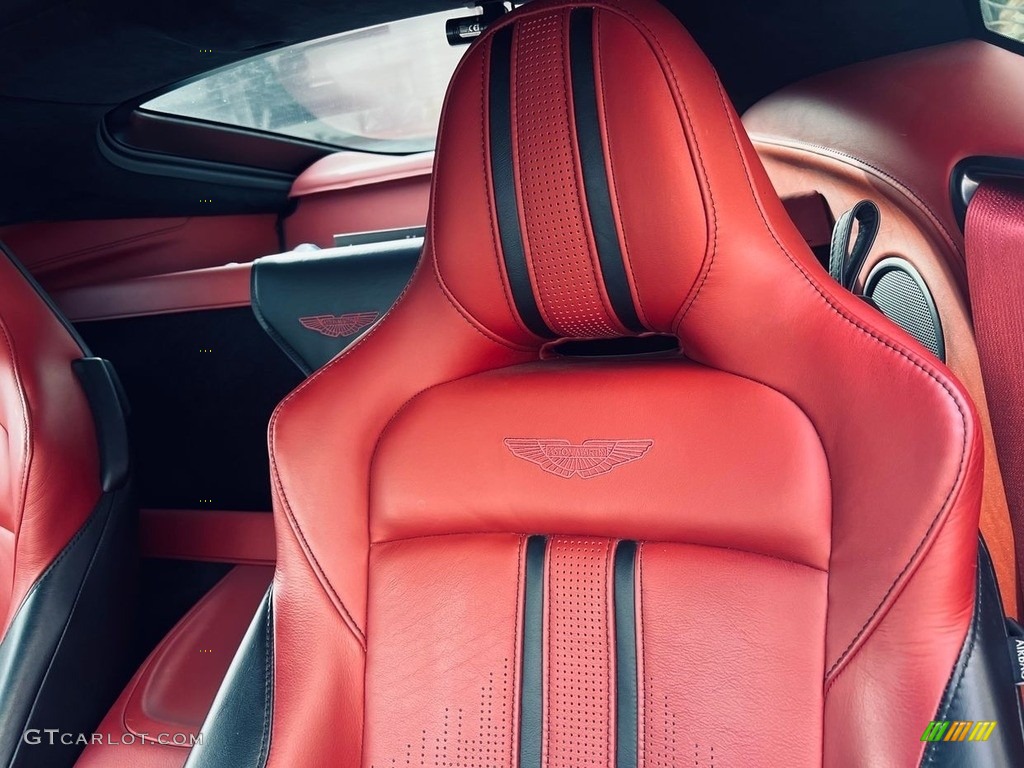 2019 Aston Martin Vantage Coupe Front Seat Photo #146647586