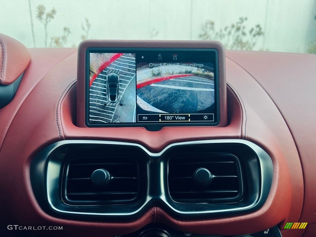 2019 Aston Martin Vantage Coupe Controls Photos