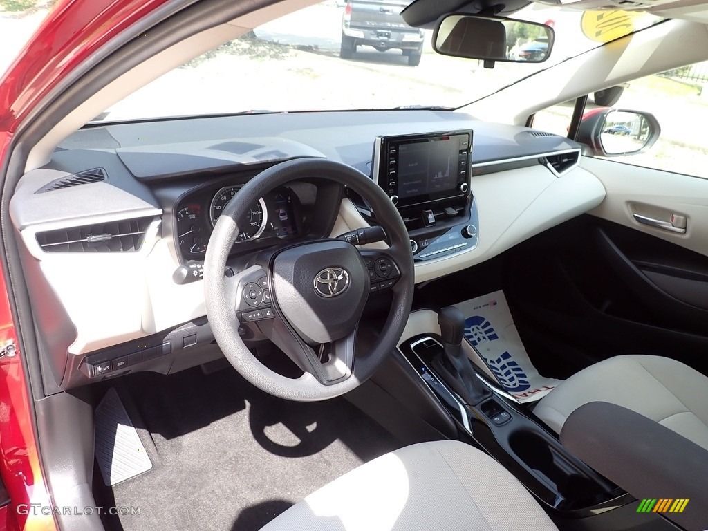 2020 Corolla LE - Barcelona Red Metallic / Light Gray photo #13
