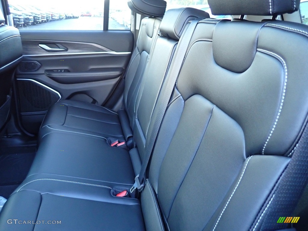 2024 Grand Cherokee 4XE - Baltic Gray Metallic / Global Black photo #12