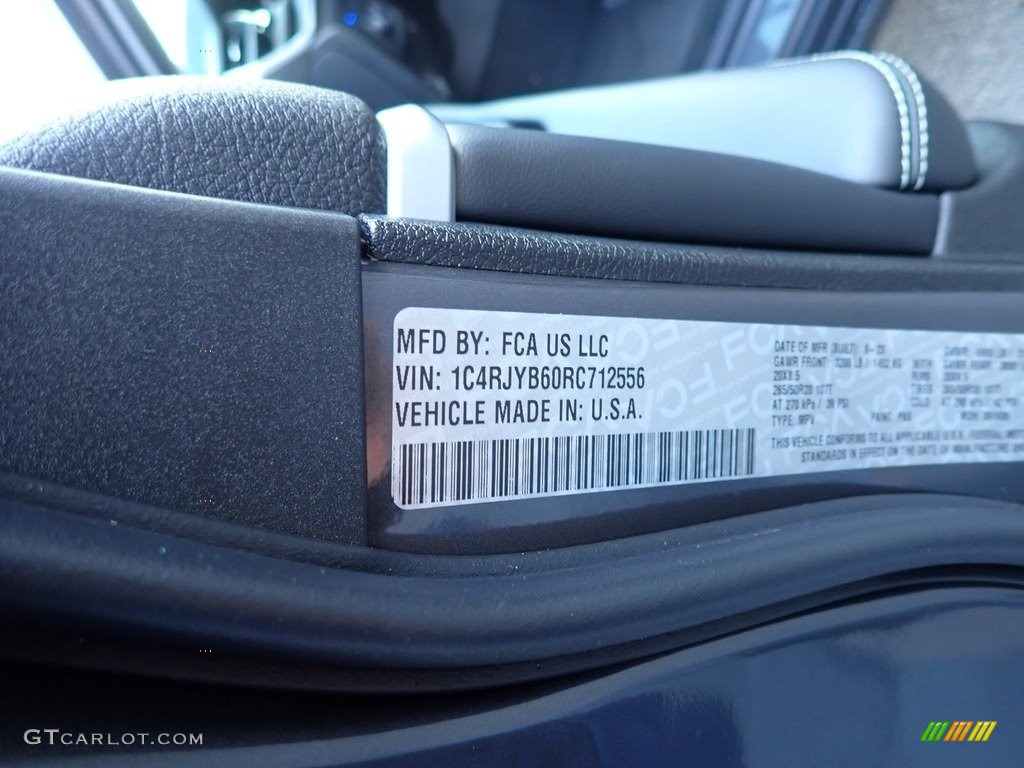 2024 Grand Cherokee 4XE - Baltic Gray Metallic / Global Black photo #15