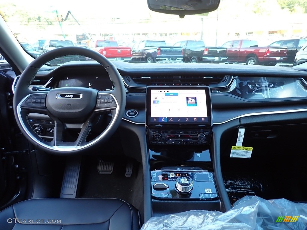 2024 Grand Cherokee 4XE - Baltic Gray Metallic / Global Black photo #13