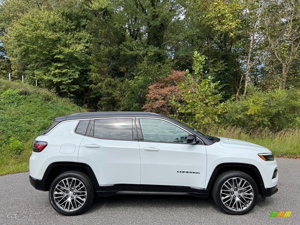 2024 Compass Limited 4x4 - Bright White / Black photo #5