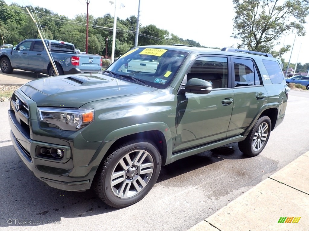 2022 4Runner SR5 - Army Green / Black/Graphite photo #4