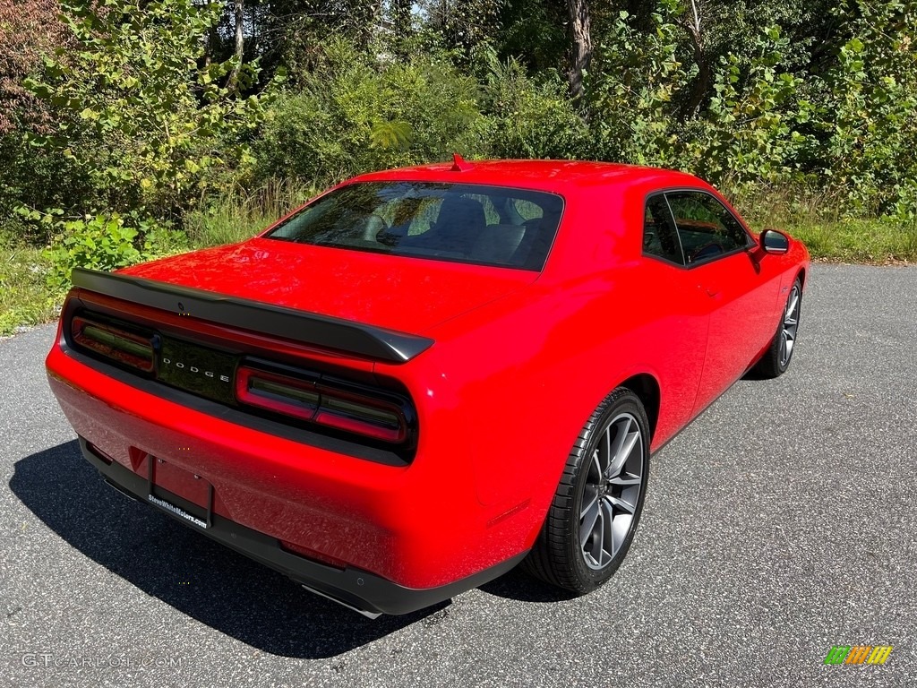2023 Challenger R/T Plus - Torred / Black photo #6