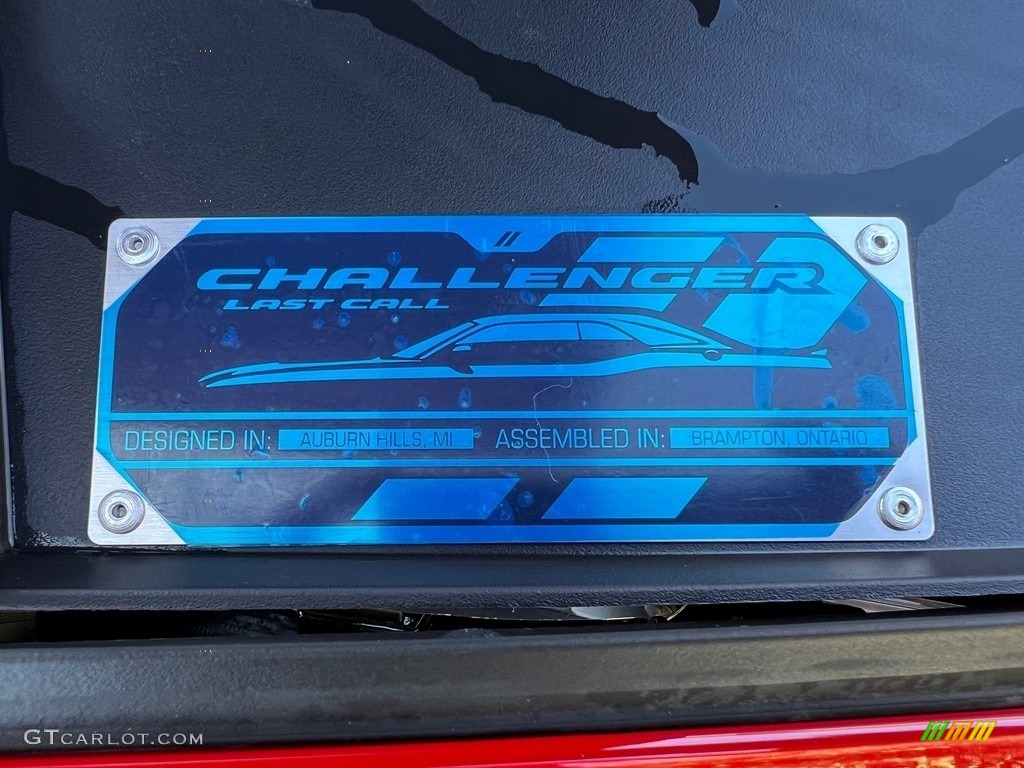 2023 Dodge Challenger R/T Plus Marks and Logos Photo #146651448