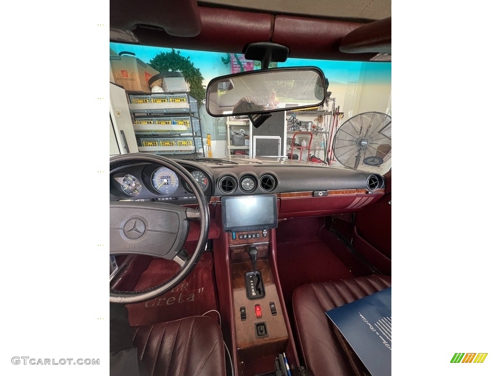 1987 Mercedes-Benz SL Class 560 SL Roadster Dashboard Photos