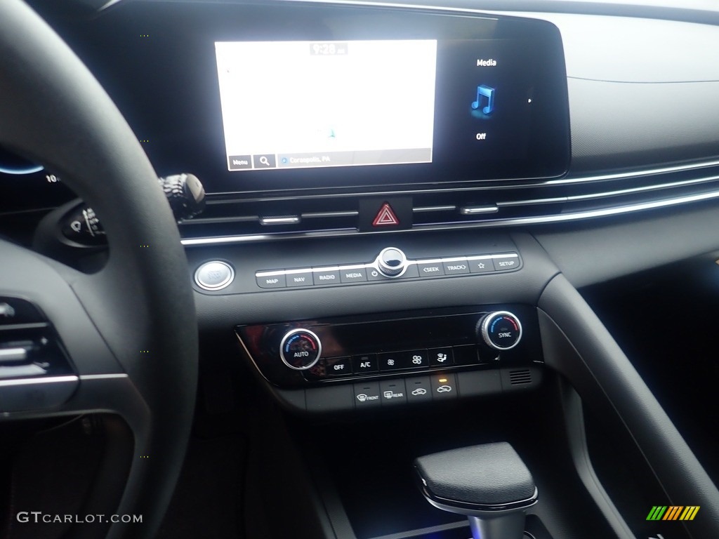 2024 Elantra SEL - Amazon Gray / Black photo #17