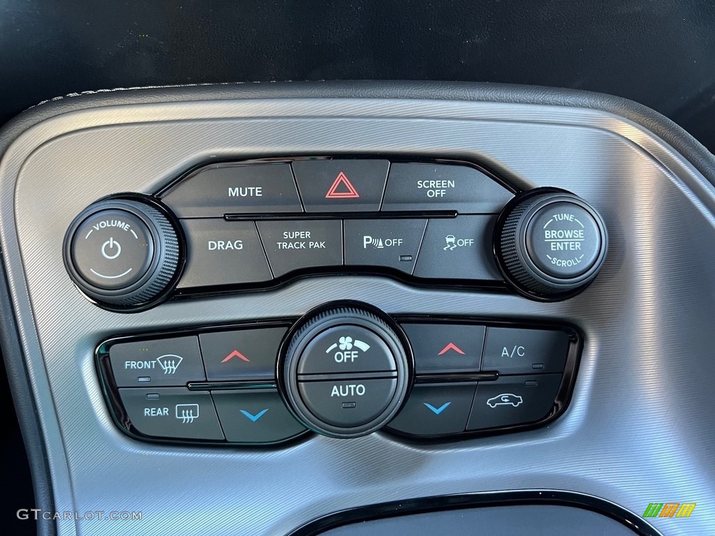 2023 Dodge Challenger 1320 Controls Photos