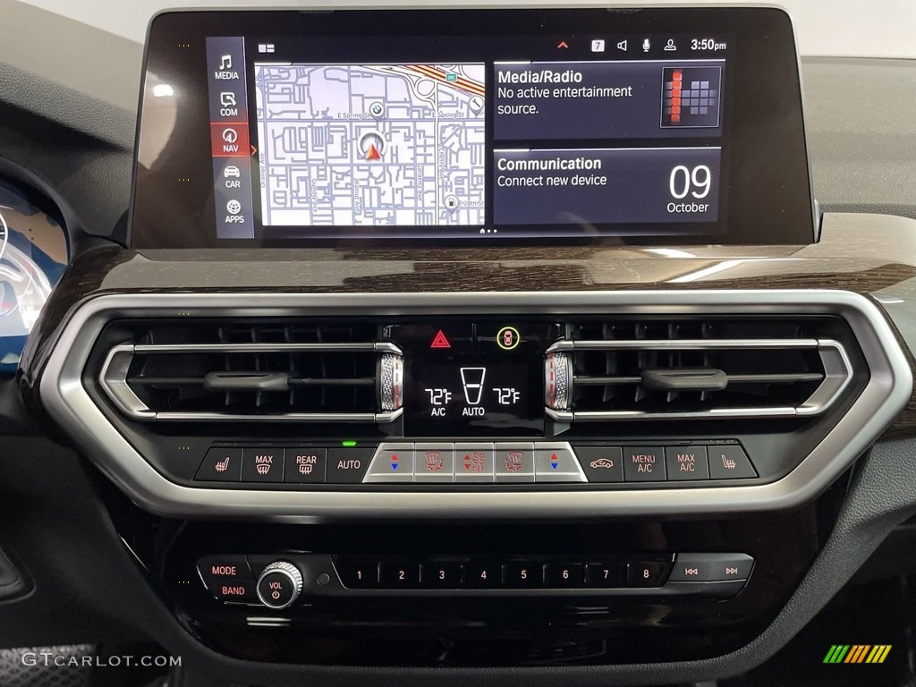 2024 BMW X3 sDrive30i Controls Photo #146653051