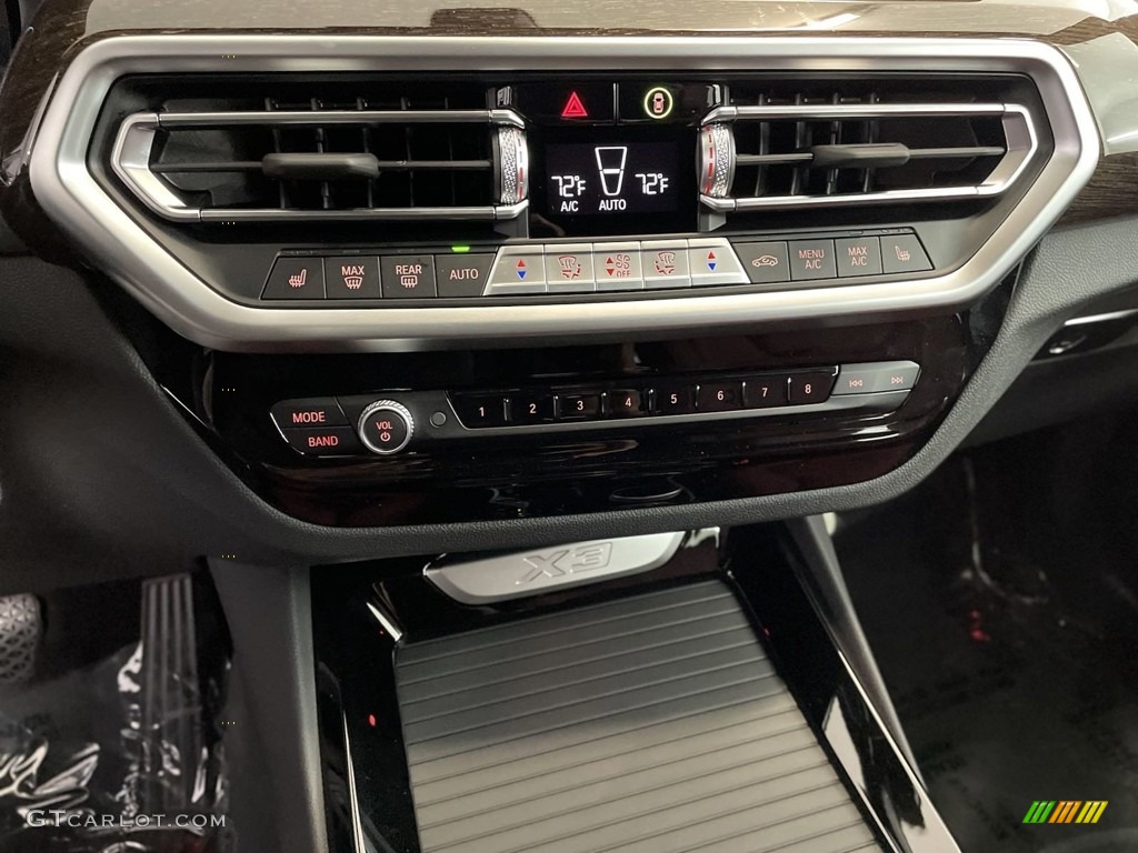 2024 BMW X3 sDrive30i Controls Photo #146653122
