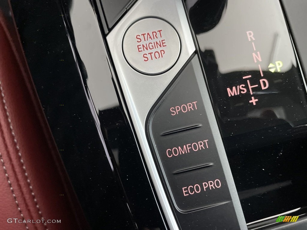 2024 BMW X3 sDrive30i Controls Photo #146653167