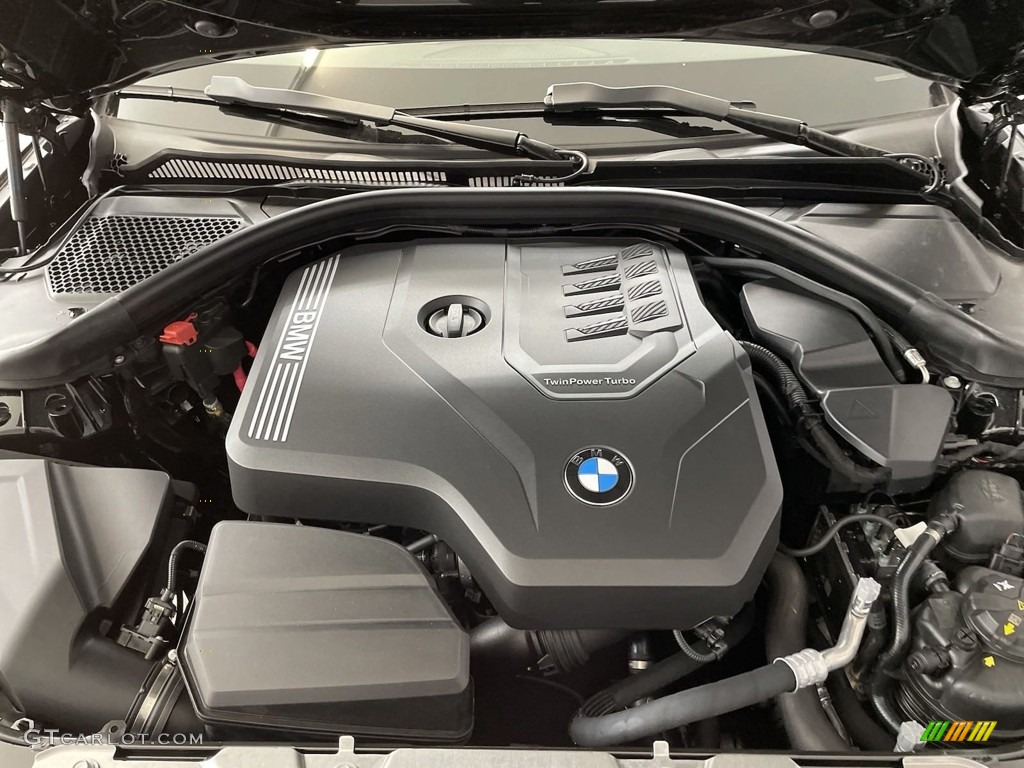 2024 BMW 3 Series 330i Sedan Engine Photos