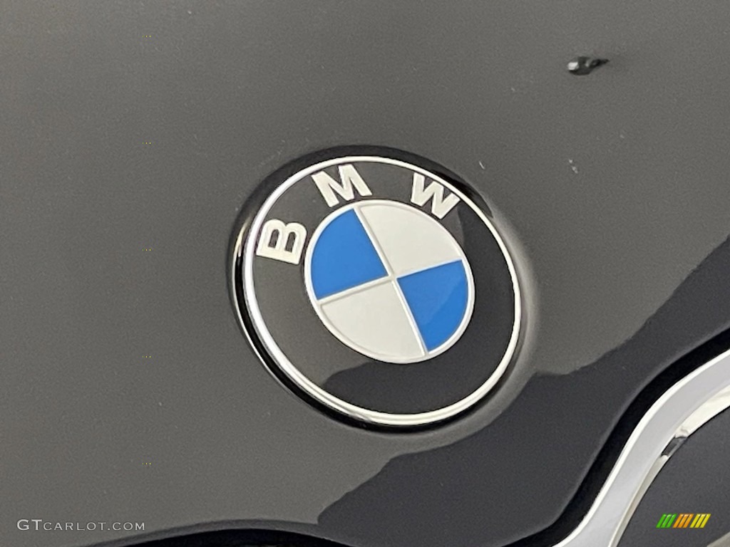 2023 X1 xDrive28i - Jet Black / Black photo #5